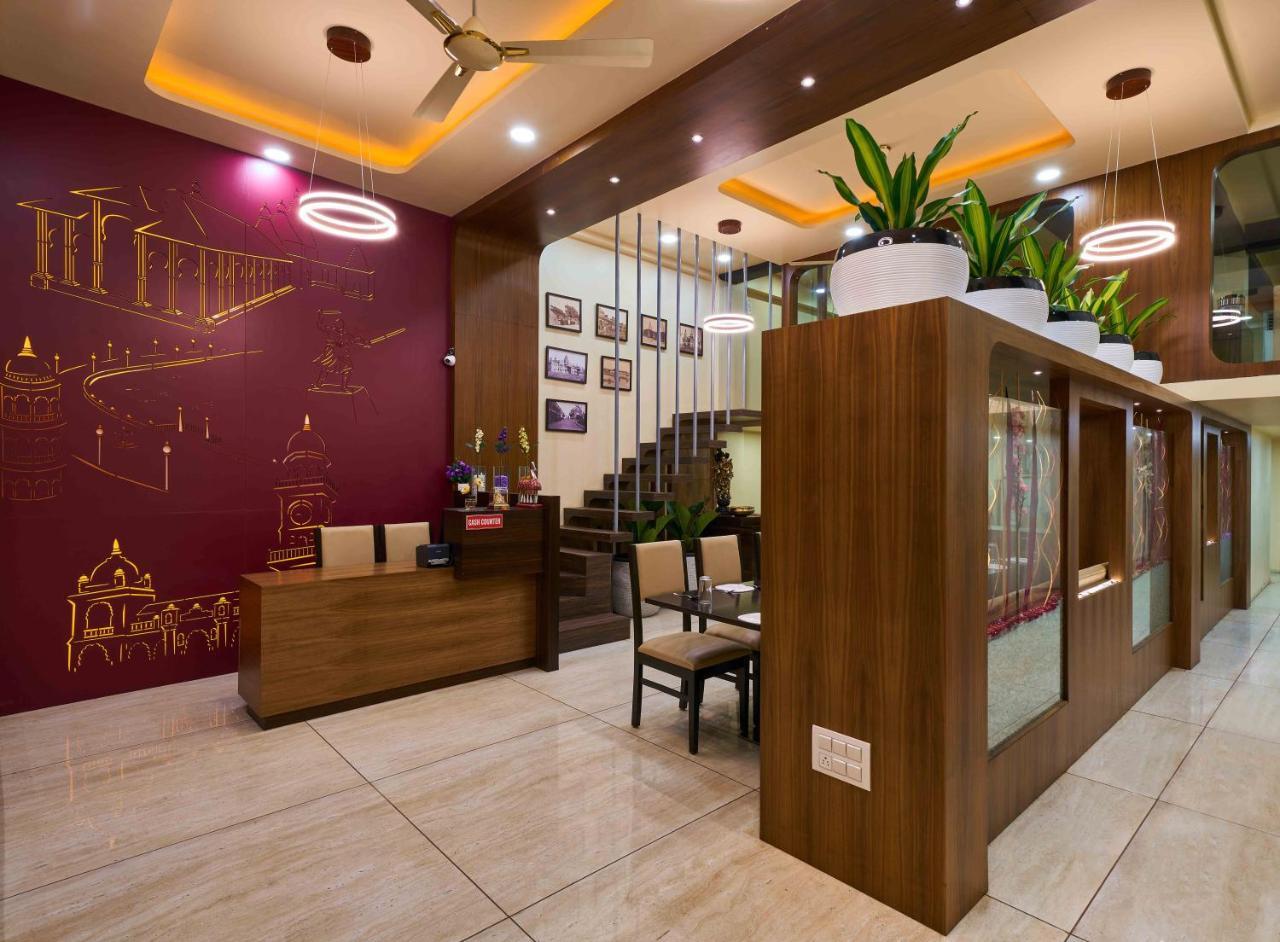 Hotel Ramkrishna Inn Kolhapur Exteriör bild